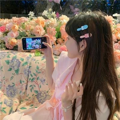 扬琴手